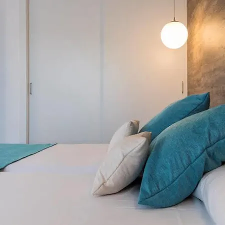 Apartamentos Es Canutells Hotel 2*