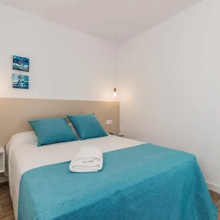 Apartamentos Es Canutells Hotel 2*